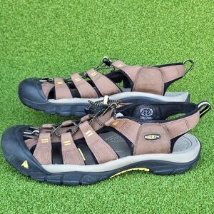 KEEN Newport H2 Men's Size 13 Brown Rugged Waterproof Hiker Hybrid Sandals